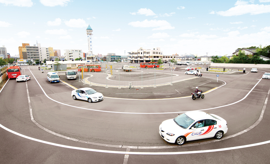 新潟中央自動車学校全景